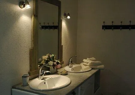 Le Manoir De Presle - Chambres D'hote Montaigu-le-Blin