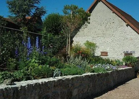 Panzió Le Manoir De Presle - Chambres D'hote Montaigu-le-Blin